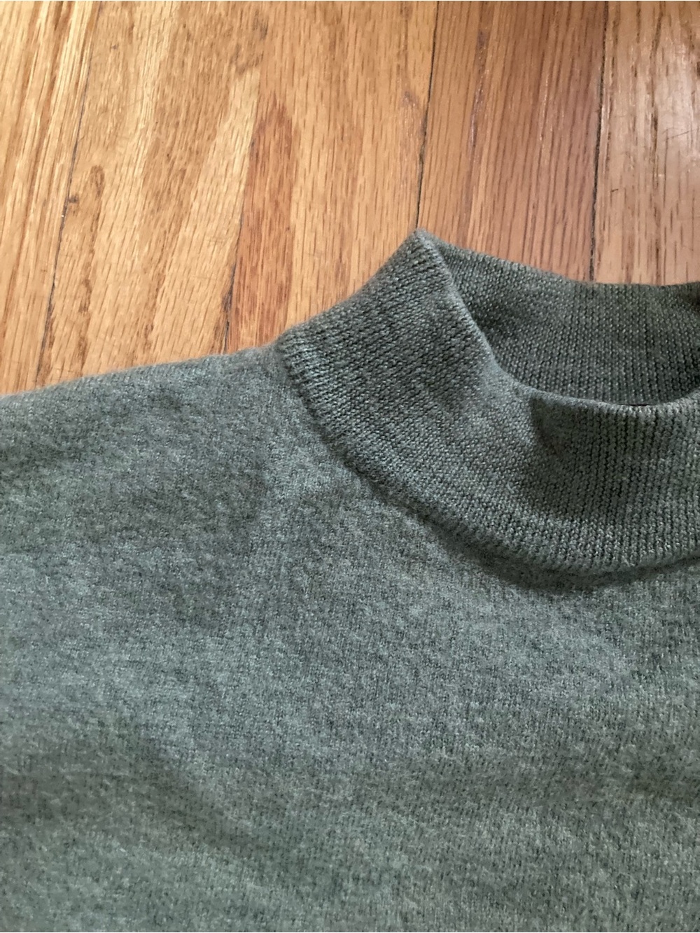 Nordstrom Men's Olive Green Turtleneck Sweater